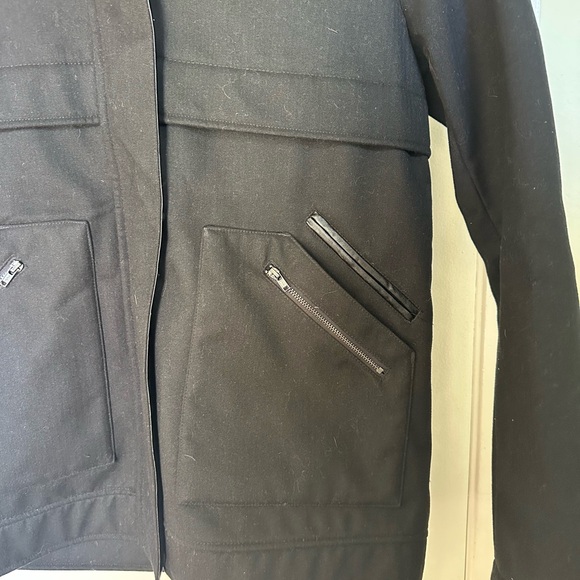 Fabletics Women’s Jacket - Picture 4 of 4